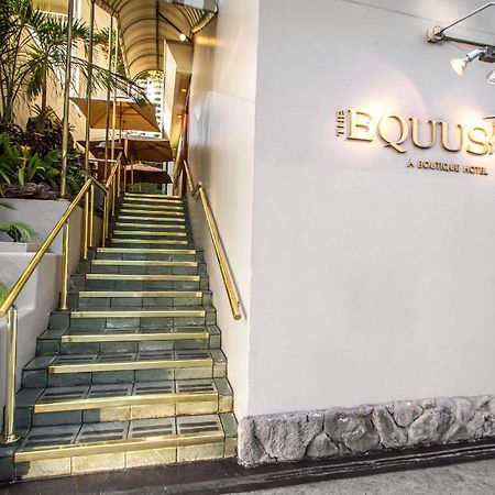 Equus Hotel Хонолулу Екстериор снимка